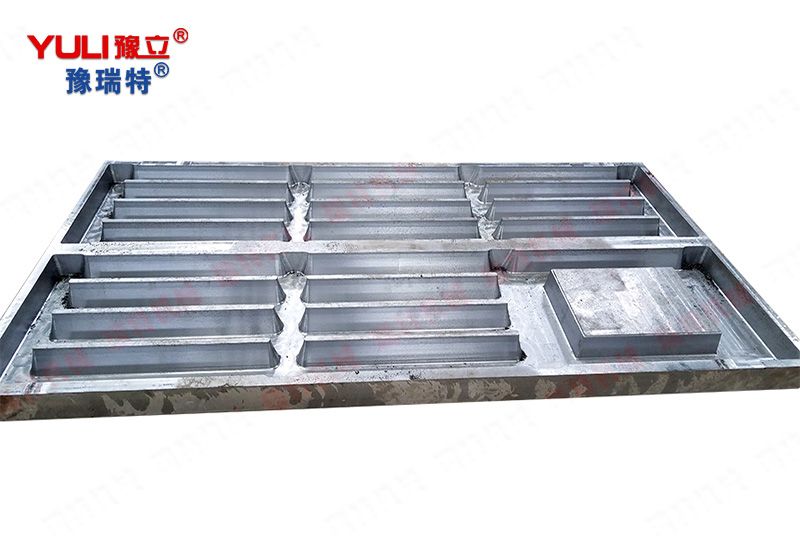 RT-2000 Pig Leakage Plate Mold - Double Joint